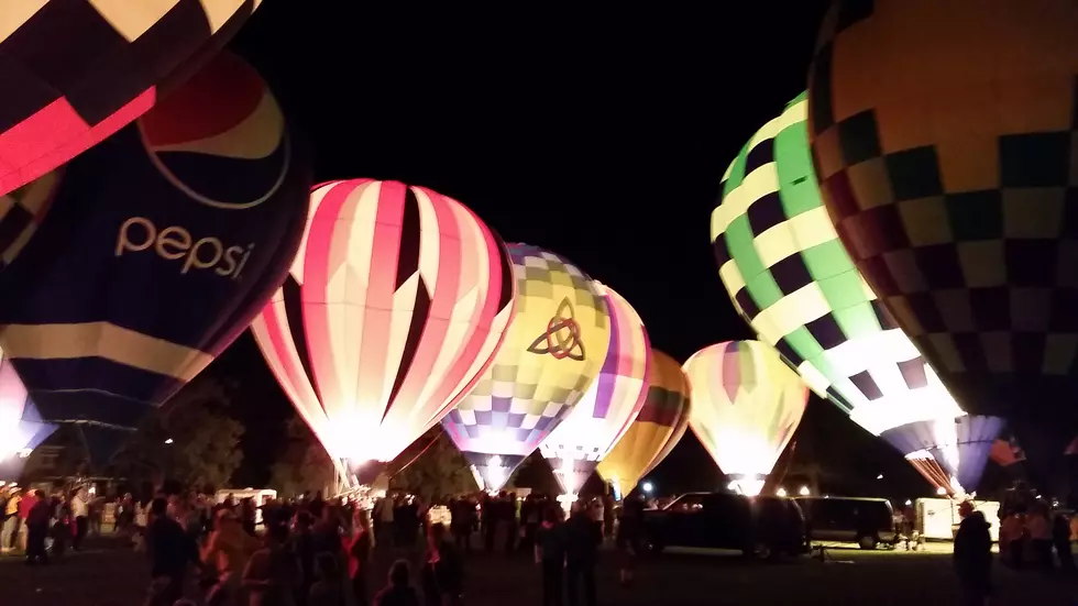 QU Bringing Back Balloon Glow for Homecoming