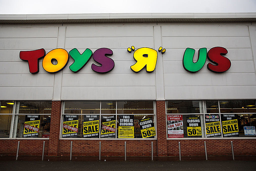 Attention Toys R Us Kids: The Toy Superstore Is Back