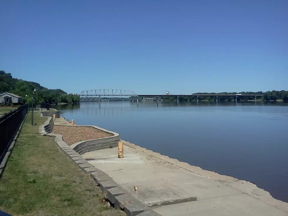 Want to ‘Adopt a Bench’ on Hannibal’s Riverfront?