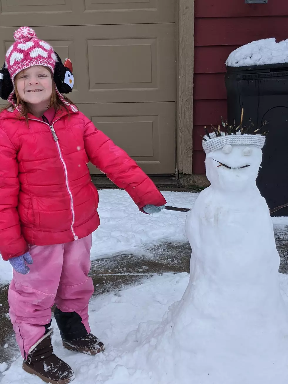 MaSNOWmes Takes Top Prize In Snowman Contest
