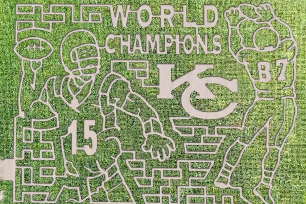 Local Corn Maze Honors Kansas City Superbowl Champs