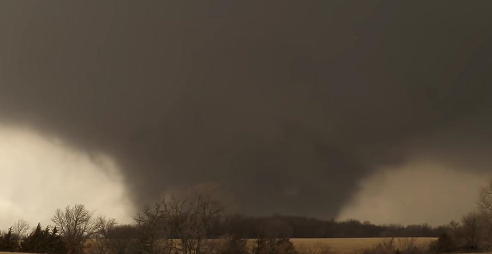 Video of Massive Tornado that Just Went Through Des Moines