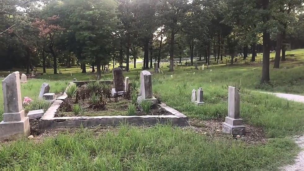 Some Have Left this Haunted Missouri Cemetery with Scratches