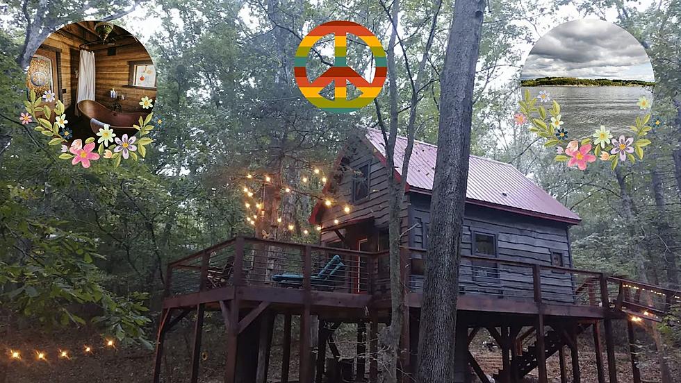 This Groovy Missouri Treehouse Has Kayaks, Arcade and a Truck Bed
