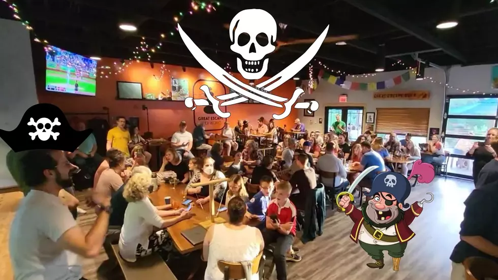 Watch a Bunch of Missourians Randomly Sing Shanty Pirate Songs