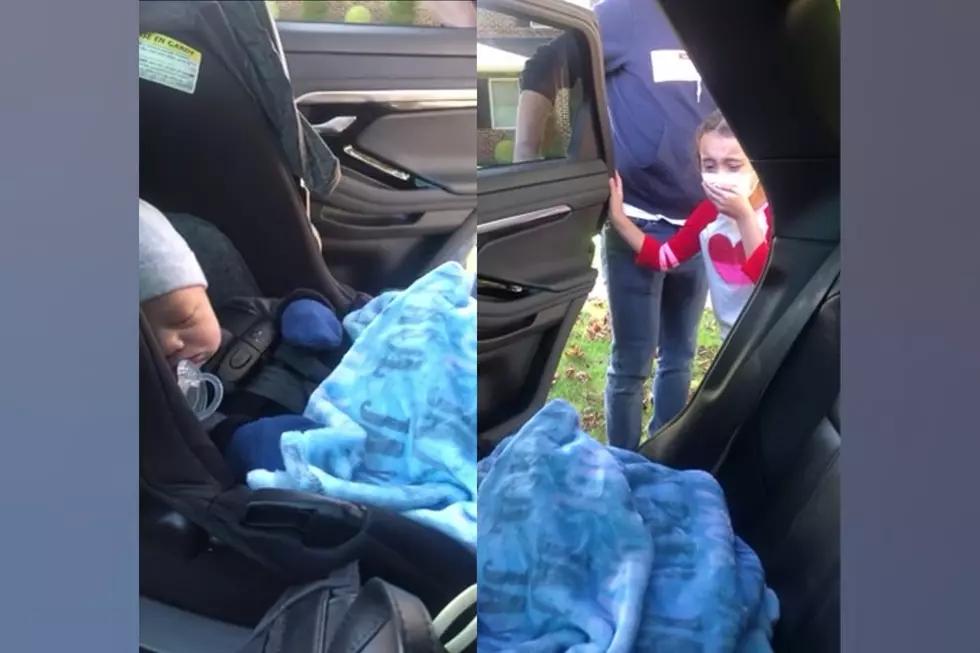 Watch the Sweet Moment a Girl Sees Her Baby Brother for 1st Time