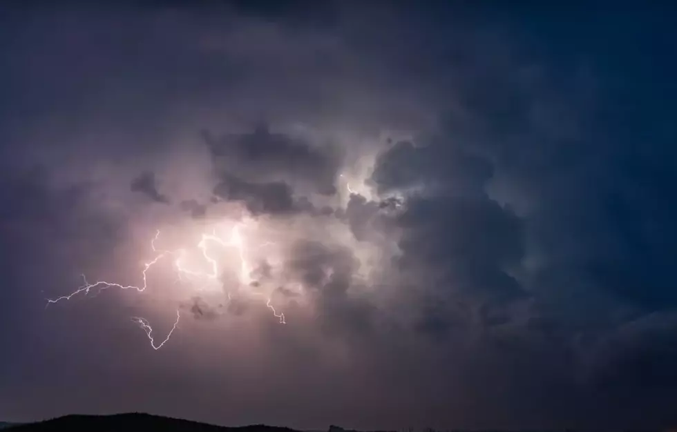 Watch a Tornadic Midwest Thunderstorm Throw Down Crazy Lightning