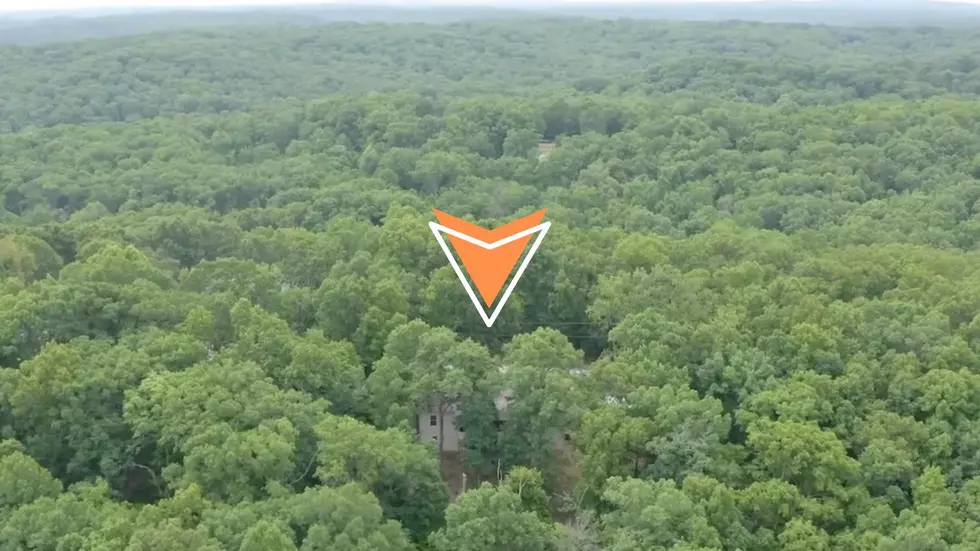 There’s a Half-Million Dollar House Hidden in the Missouri Woods