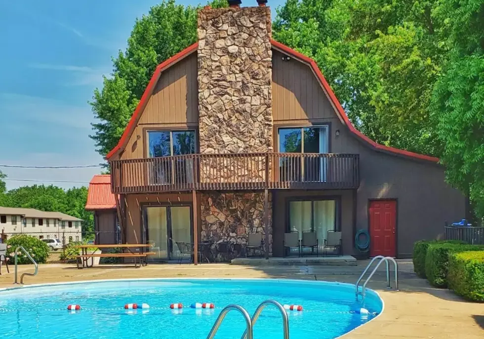 See a Barn Loft Not Far from St. Louis that Includes a Sweet Pool