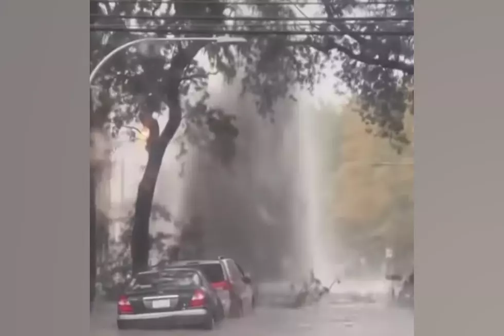 Watch a Recent Thunderstorm Cause Massive Flooding in Chicago