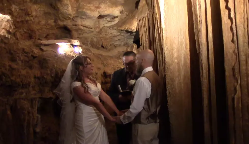 More Than 4,000 Couples Have Gotten Married in this Missouri Cave