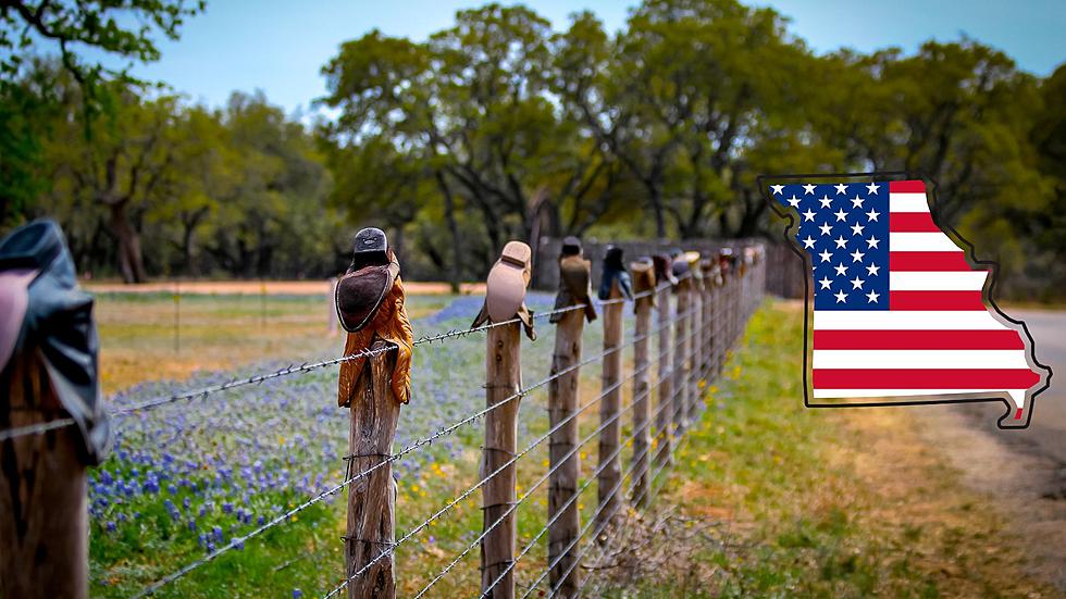 If You See a Boot on a Missouri Fence, Please Do Not Touch It