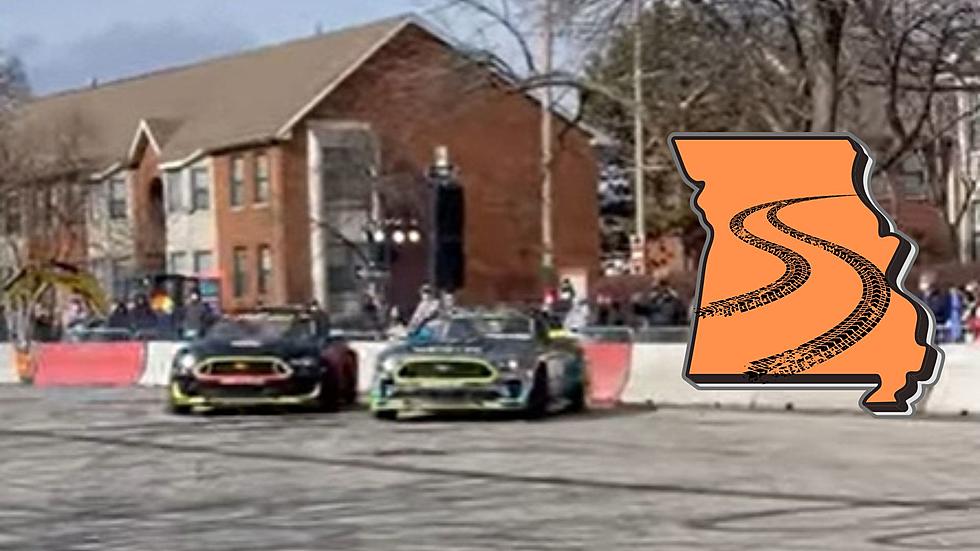 Watch Some Missouri Mustangs Show Off Some Mad Drifting Skills
