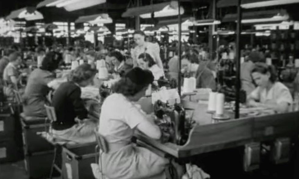 80 Year Old Film Shows Life in a Small Illinois Town During WW2