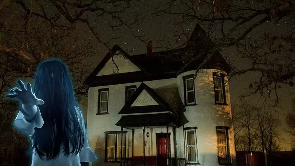 Dare to Look Inside Missouri’s Infamous Haunted Castle House?