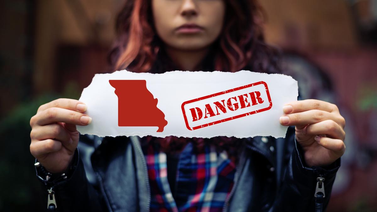 Women Warned About These 10 Missouri Locations