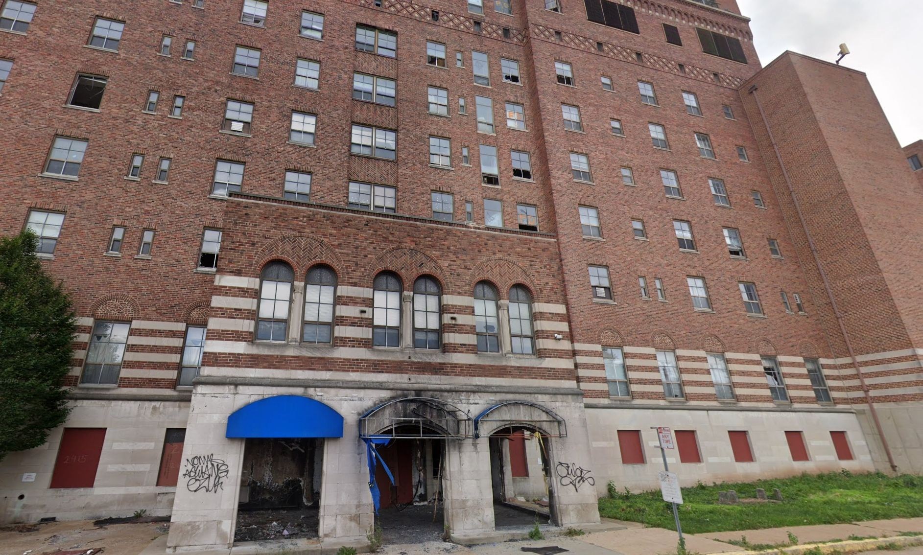 See Inside This Abandoned Missouri Hospital and Nursing Home