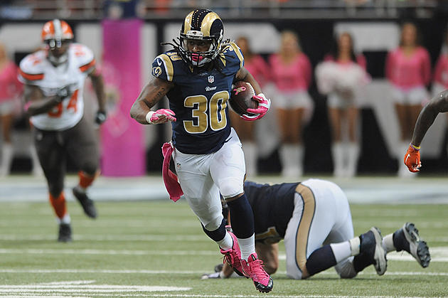 Gurley Leads Rams to 24-6 Win Over Browns