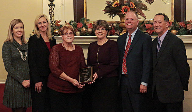 Hannibal Regional Hospital Auxiliary Wins Award