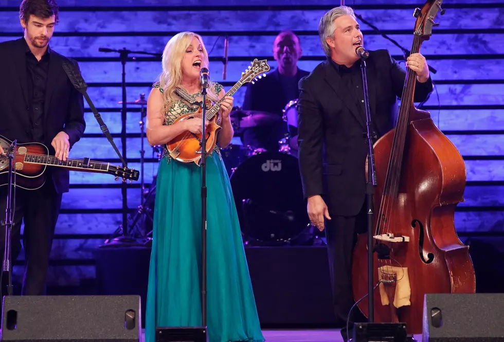 Rhonda Vincent & The Rage at Tanyard Gardens July 3