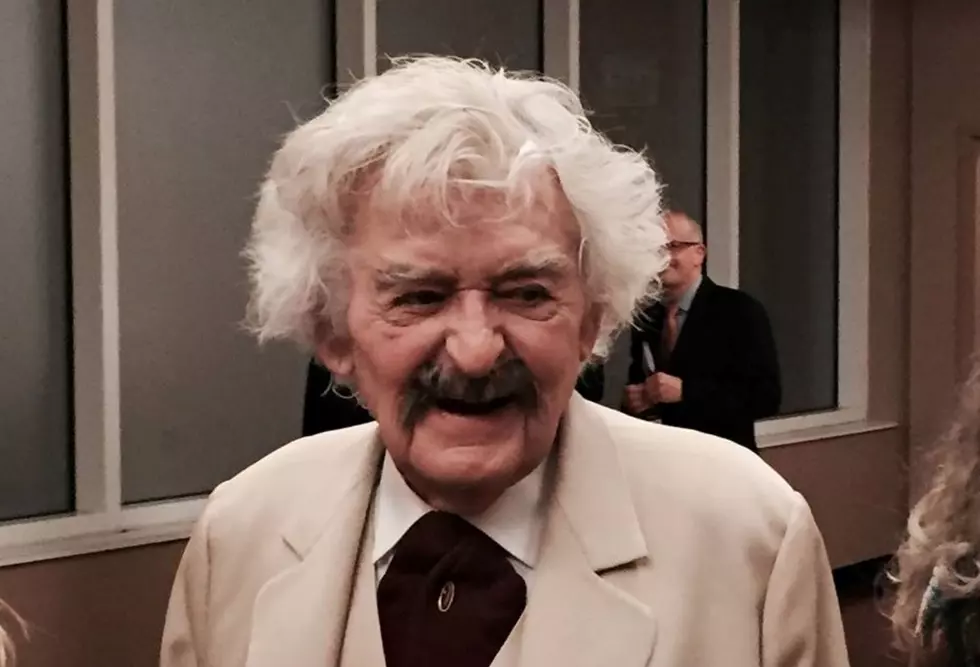 &#8216;Mark Twain Tonight&#8217; Creator Hal Holbrook Dead at 95