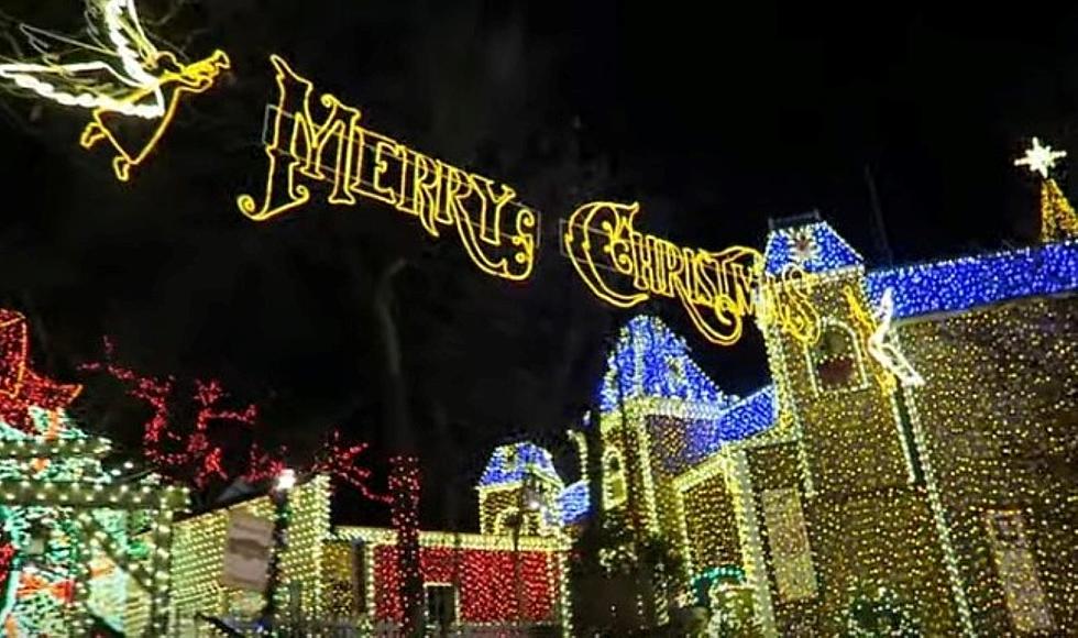 Silver Dollar City Up for Best Theme Park Holiday Event