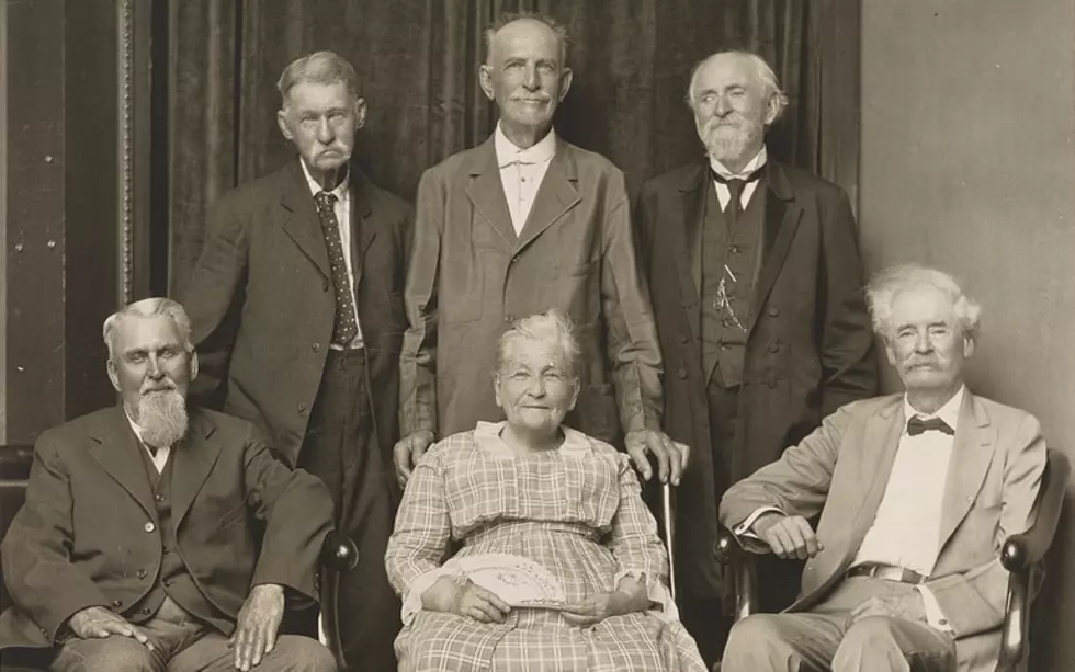 See a Rare 100 Year-Old Photo of Mark Twain’s Childhood Friends