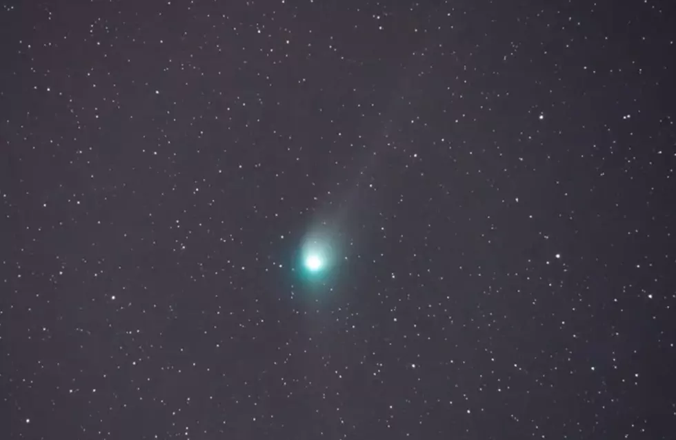 Watch Stellar Time-Lapse Video of 50,000 Year Comet Over Missouri