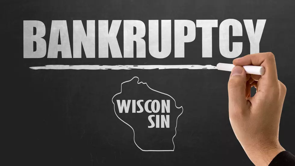 Bankruptcy Filing Reveals 2 Wisconsin Clothing Stores are Closing