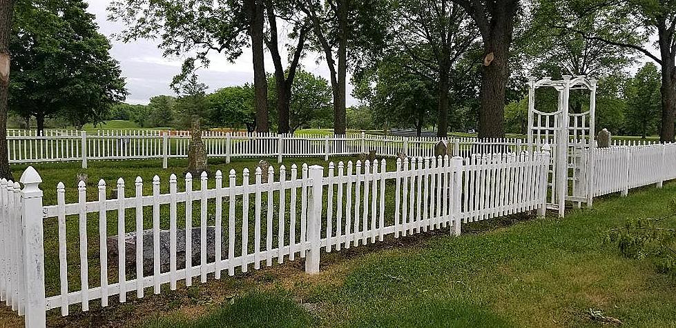 How Did A Cemetery Wind Up in the Middle of a Golf Course in Sedalia?