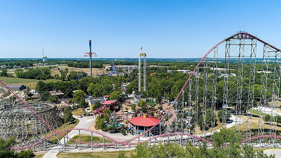 Heading to Worlds of Fun? Here&#8217;s Some Insider Tips