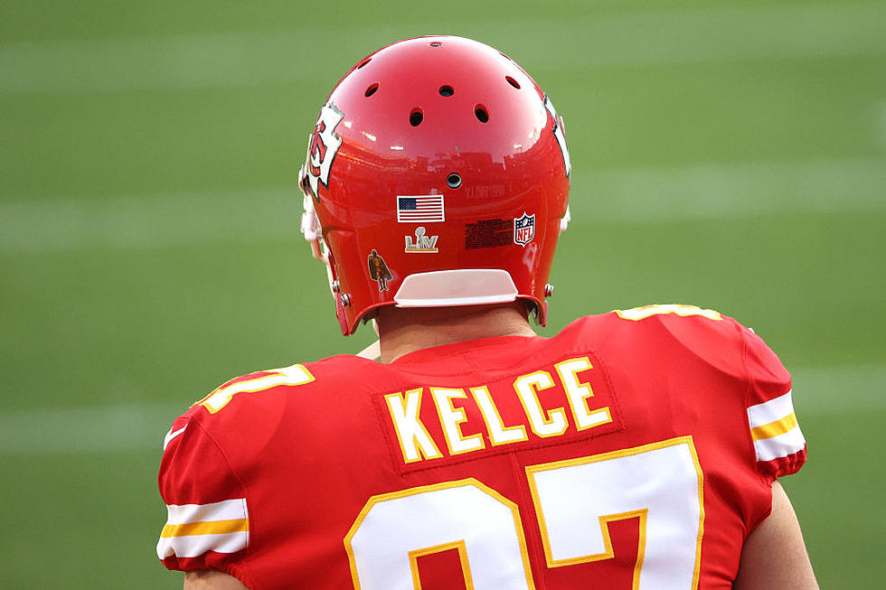 Chiefs&#8217; Travis Kelce Now Thinks You Should Get Vaccinated for COVID-19