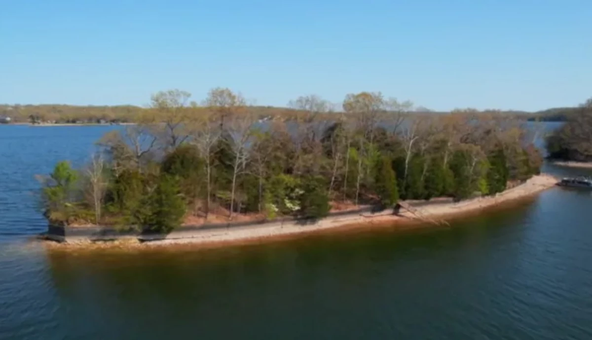 A Private Island With Amazing Panoramic Views Is For Sale In Missouri? Yes