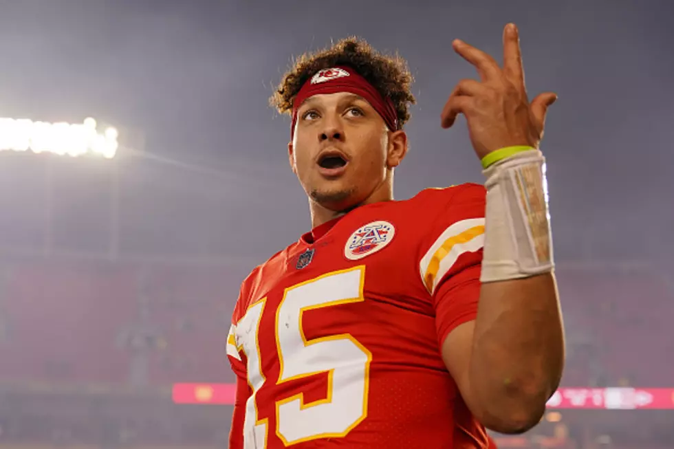 Got A Kid Who Likes Reading? Patrick Mahomes Issues A Challenge!