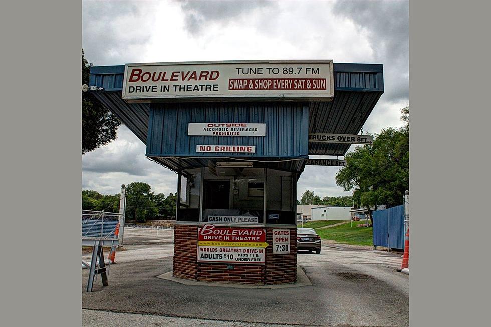 Here’s Why That Movie At Kansas City’s Boulevard Drive-In Looks Better
