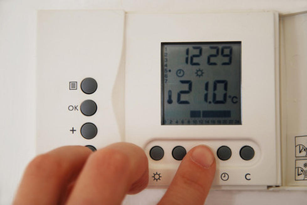 Behka’s Enquiring Minds: Your Heating/Cooling Bills [SURVEY]