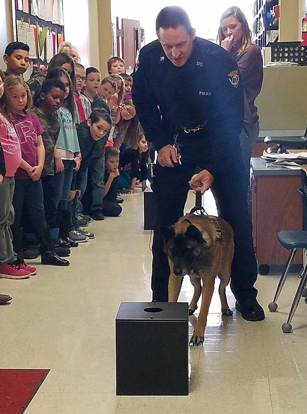 Sedalia Police K-9 Unit Makes an Educational Visit to Washington Elementary School