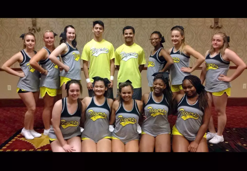 Smith-Cotton Cheerleaders Earn Awards at Camp