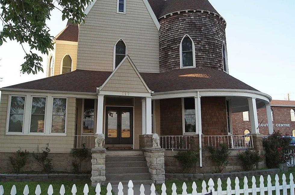 Check Out This Large Historic Sedalia Home Available on Vrbo