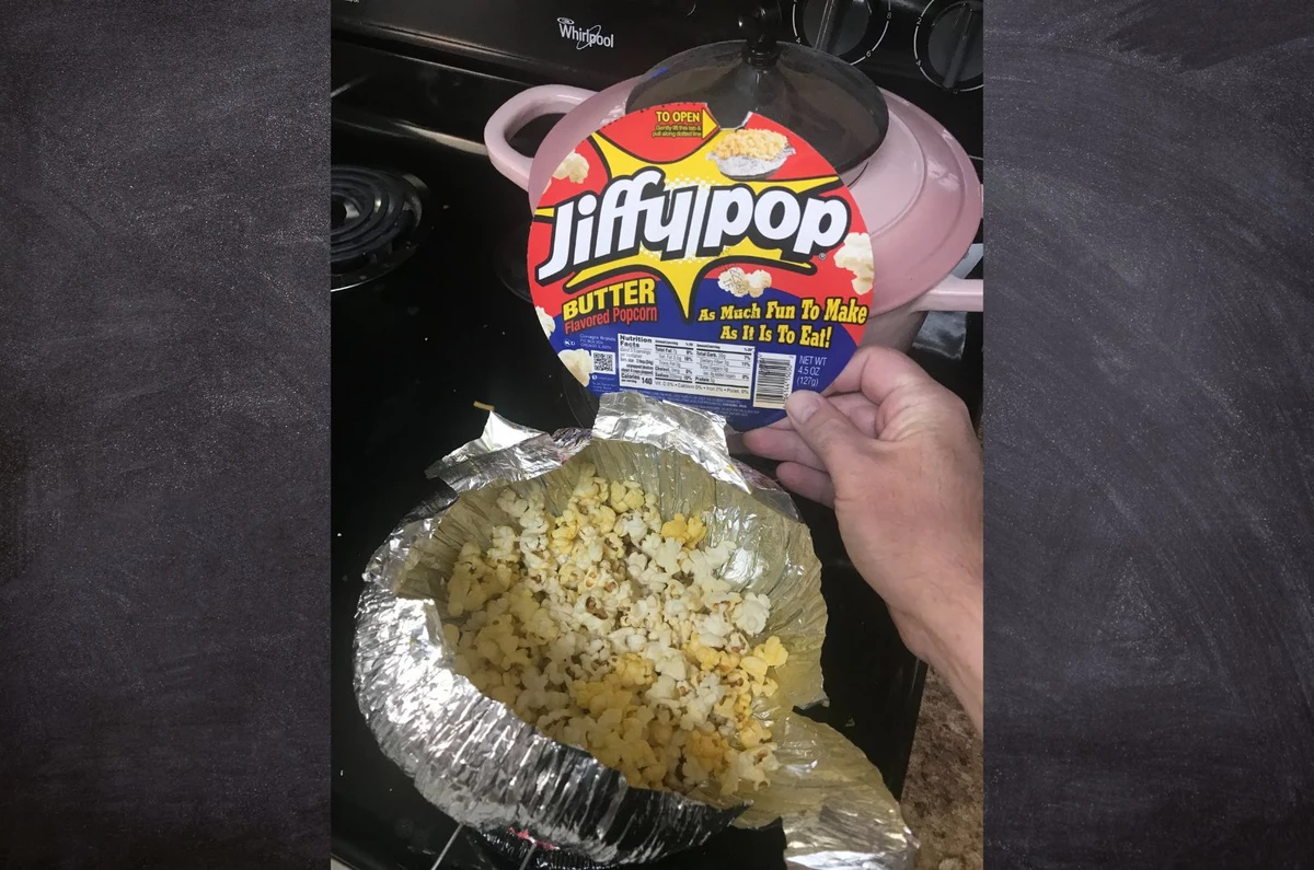 How to make Jiffy Pop Popcorn on the Electric Stove - Creating Lifetime  Memories 