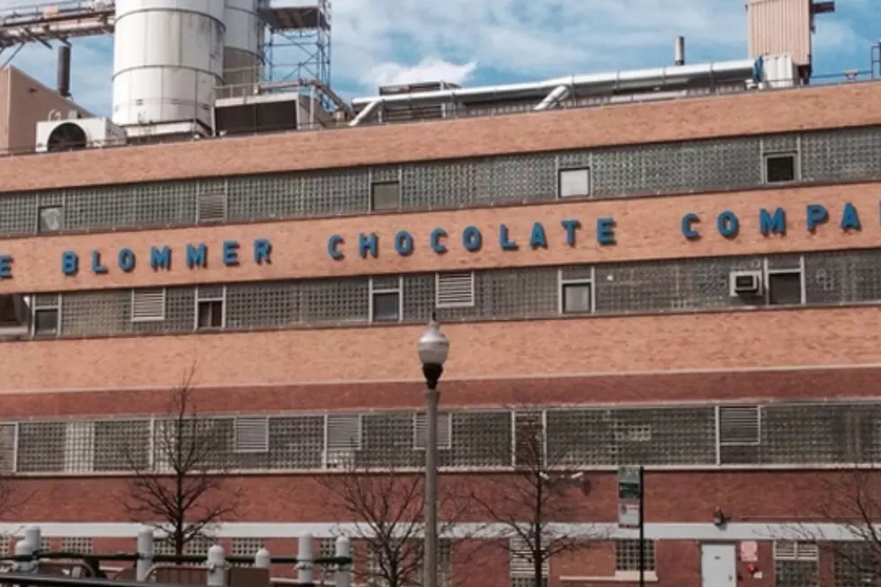 Sniff Now, Downtown Chicago’s Losing That Chocolate Smell