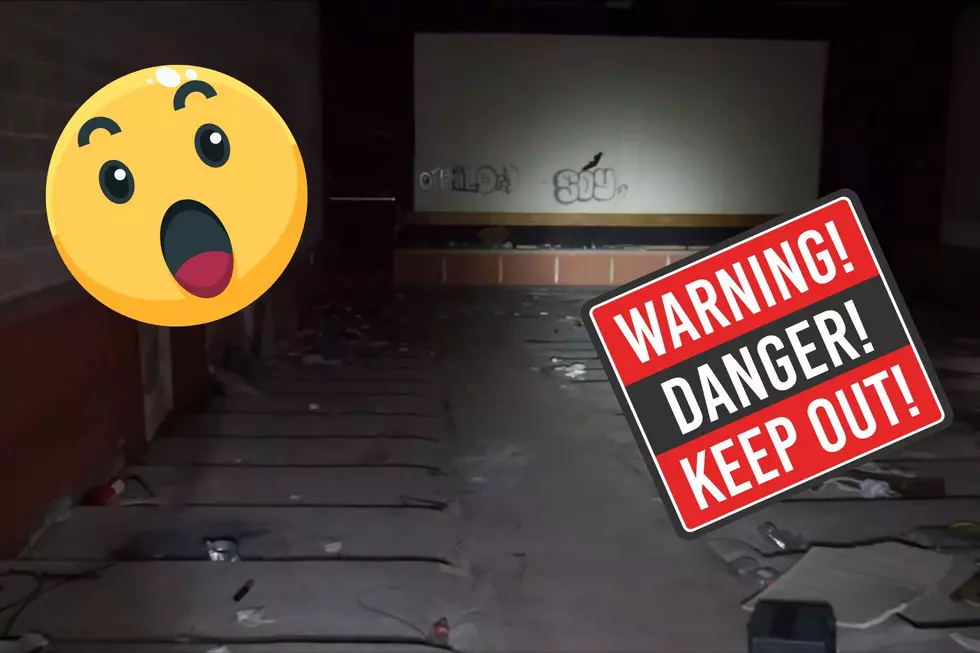 No More Movies: Check Out This Abandoned Theater [Pictures]
