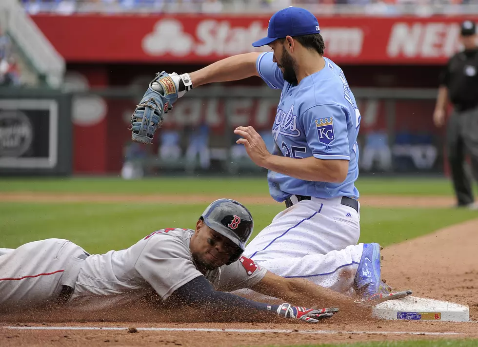 Red Sox Beat Royals 5-2 for Split of Day-Night Doubleheader