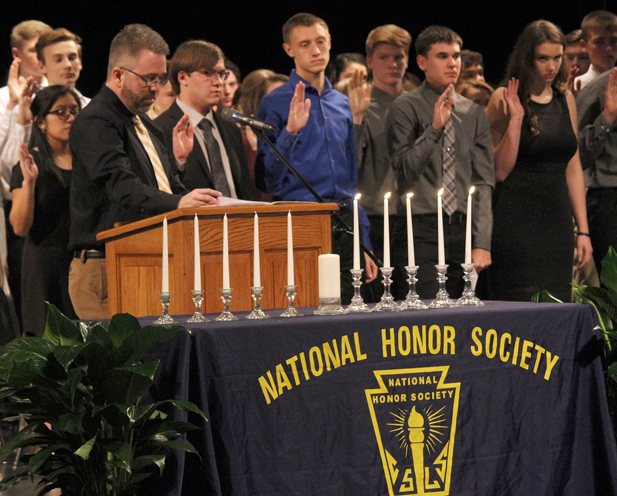 SmithCotton National Honor Society Inducts 57 New Members