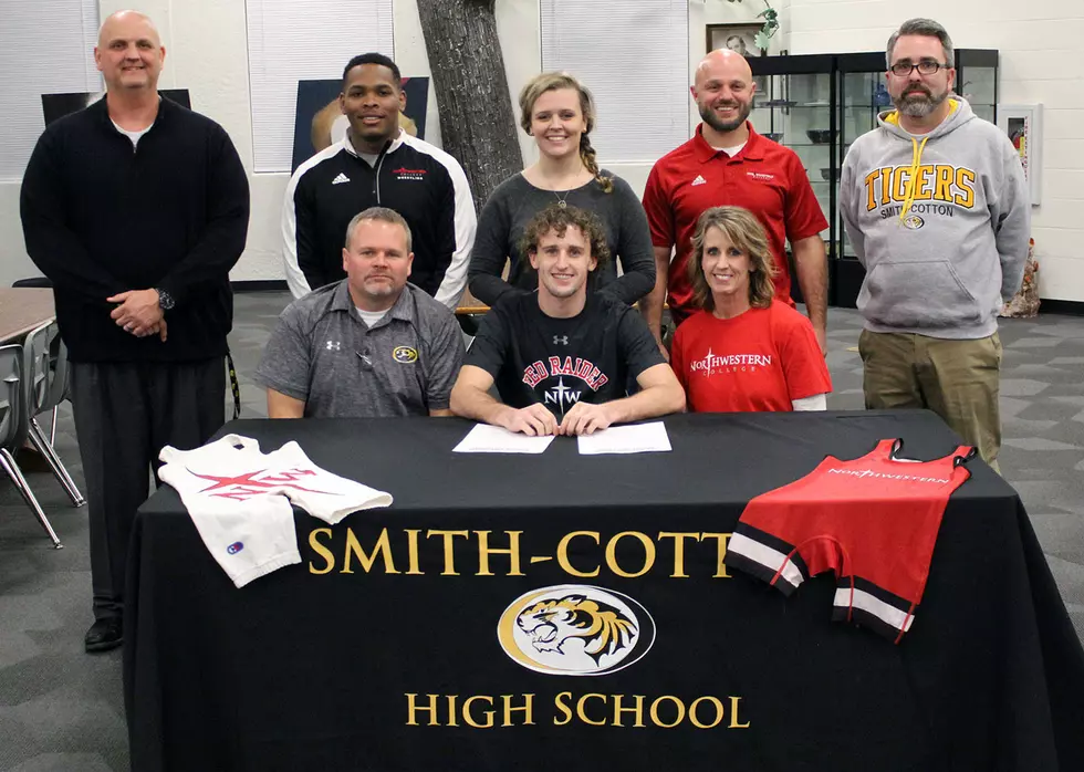 S-C’s Pomajzl Signs to Wrestle at Northwestern College