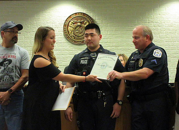 2 Warrensburg Police Officers Honored for Saving Man&#8217;s Life