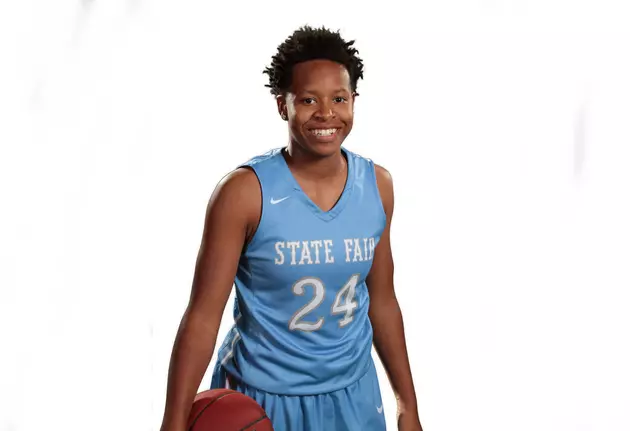 Lady Roadrunners Elston Plays at All-Star Weekend