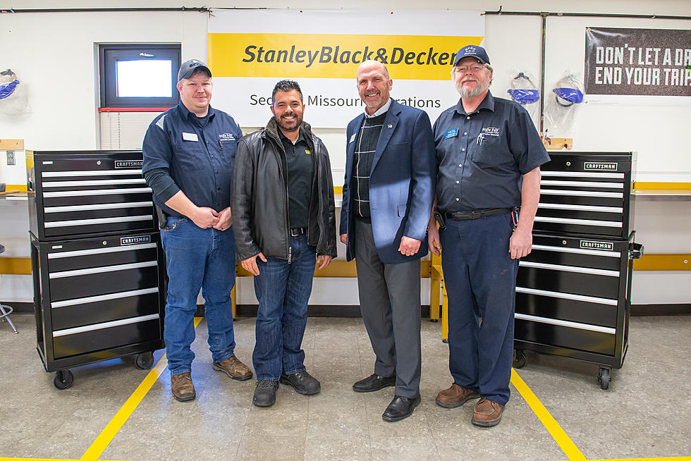 Stanley Black & Decker Donates Equipment to SFCC Technical Programs