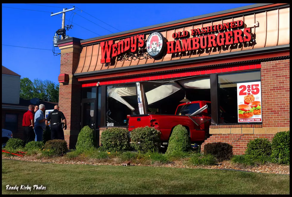 One Woman Killed, One Man Arrested in Crash at Sedalia Wendy’s