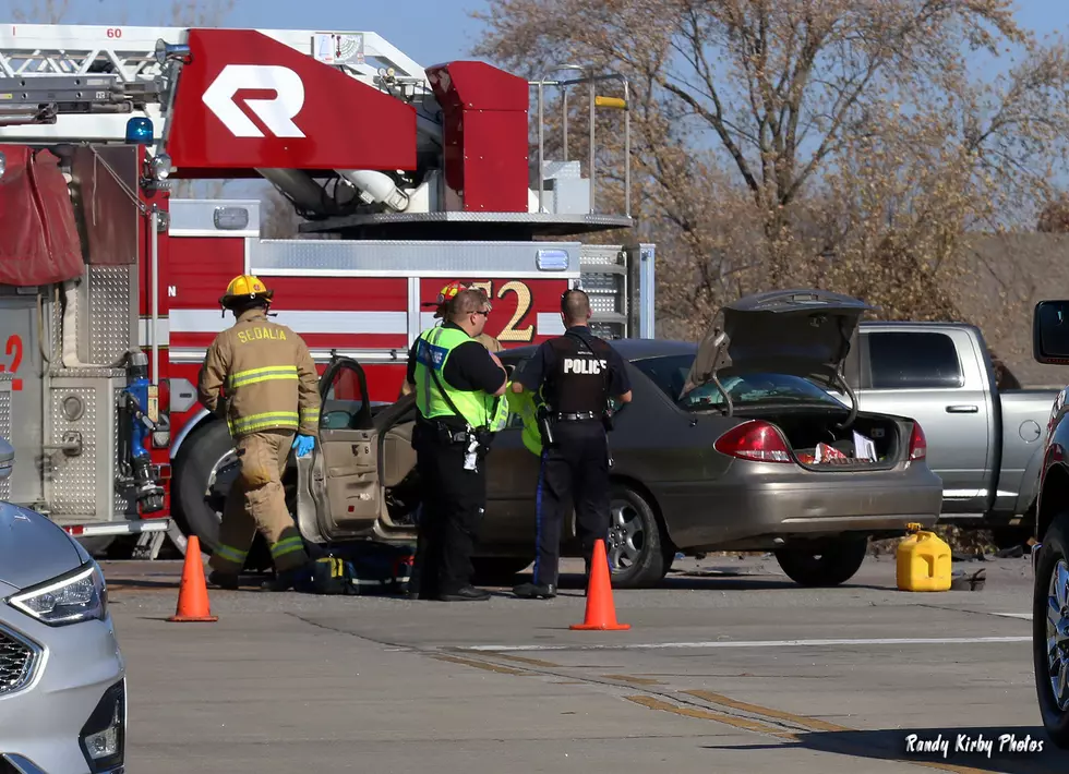 Two Injured in Sedalia Wreck